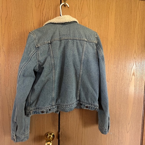 Levis denim sherpa jacket - Picture 2 of 3